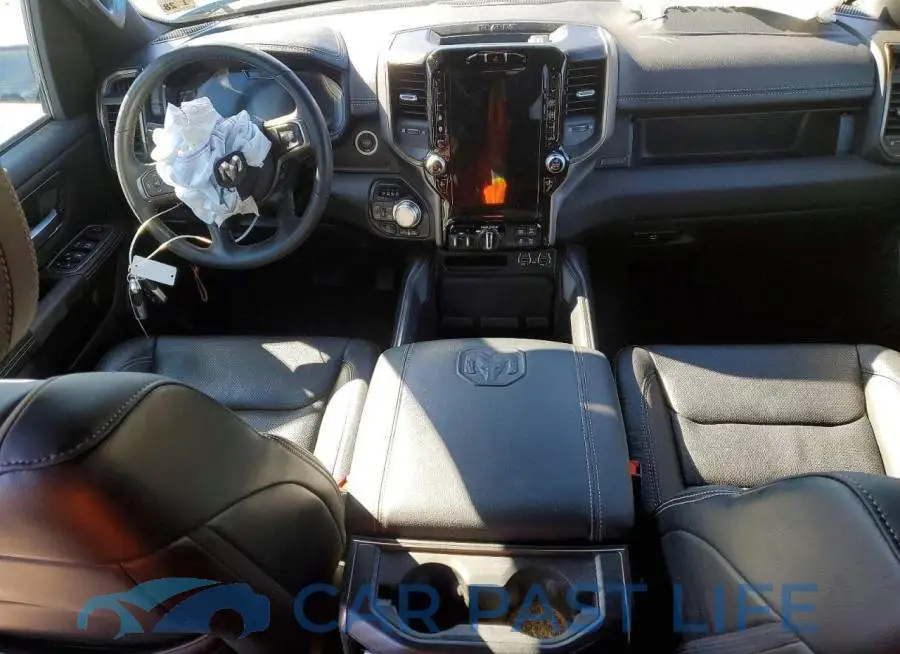 1C6SRFLT8PN642994# 8