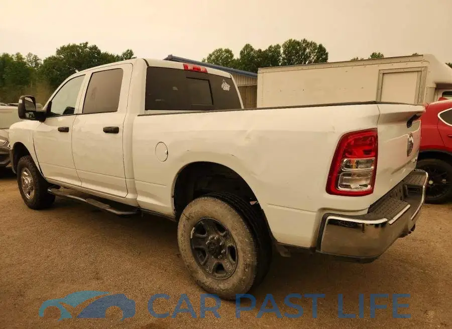 3C6UR5CJ3RG125695# 2