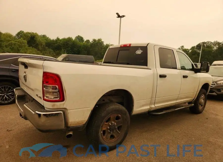 3C6UR5CJ3RG125695# 3