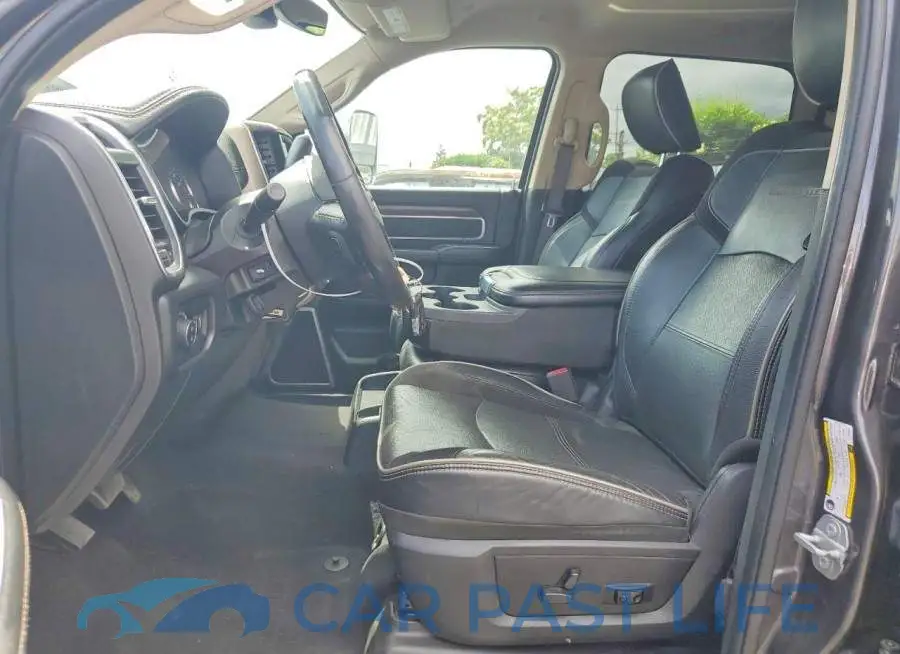 3C6UR5FL3LG160080# 7