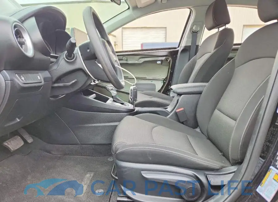3KPF24AD4RE803072# 7