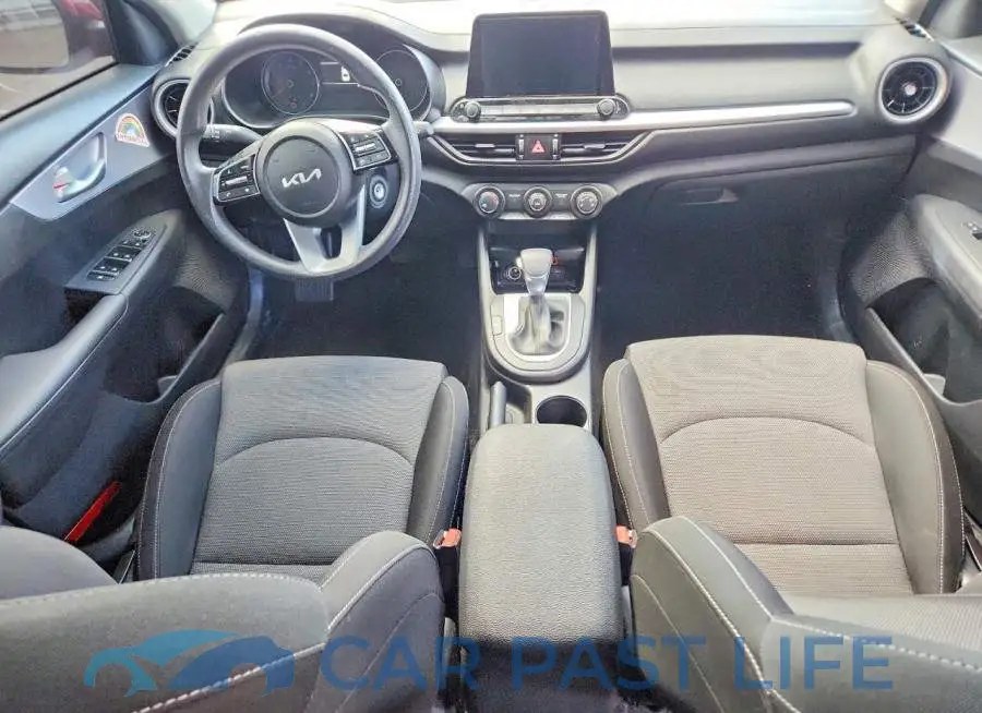 3KPF24AD6RE767238# 8