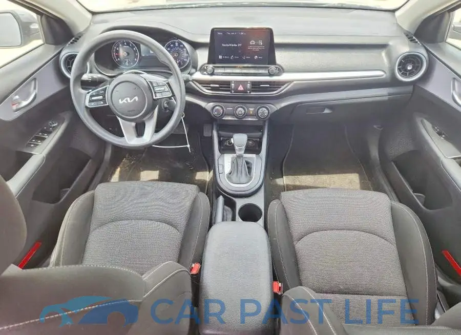 3KPF24AD7RE725306# 8