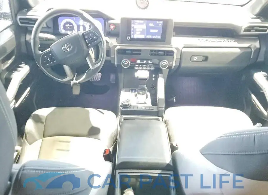 3TYLB5JN1ST072635# 8