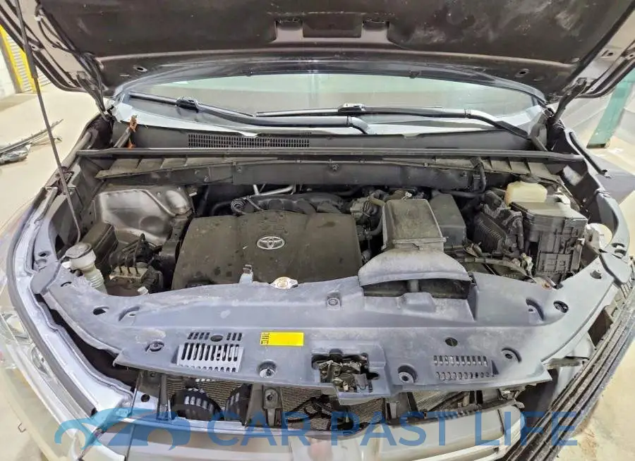 5TDJZRFH8JS562206# 12