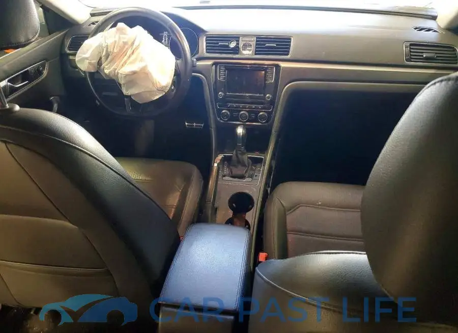1VWDT7A36HC003633# 8