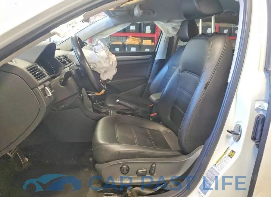 1VWDT7A36HC003633# 7