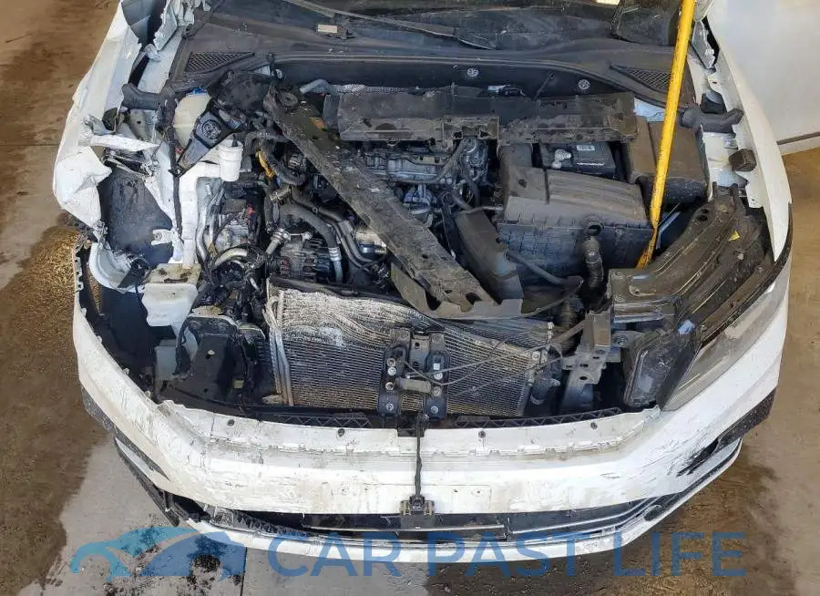 1VWDT7A36HC003633# 11