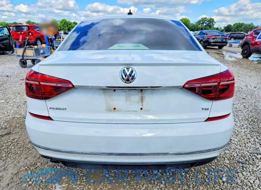 1VWDT7A38HC021728# 6