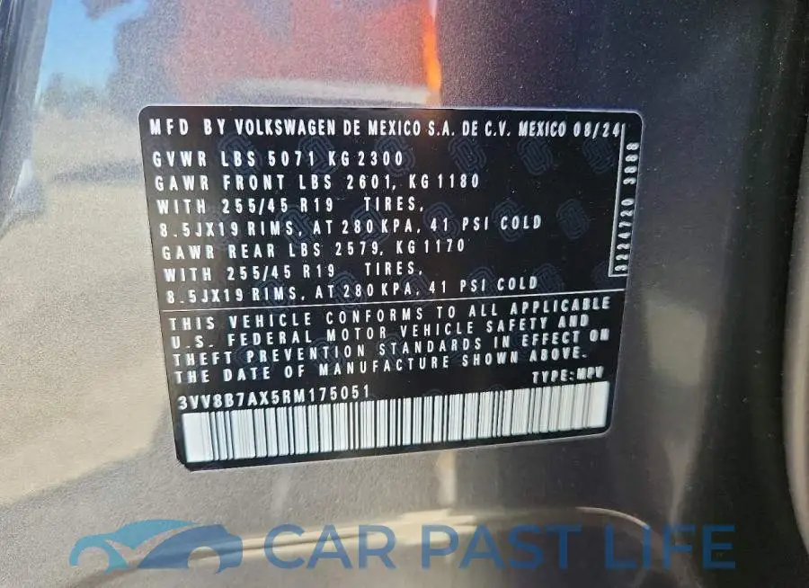 3VV8B7AX5RM175051# 13