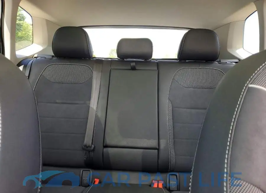 3VVEX7B2XRM114687# 10