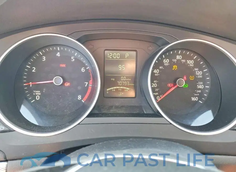 3VW2B7AJ8HM404852# 9