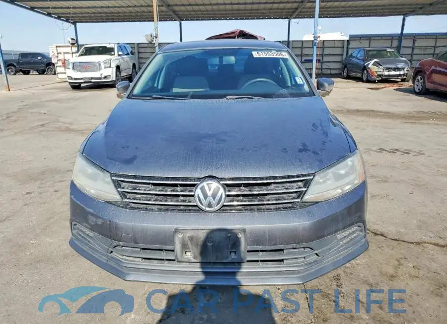 3VW2B7AJ8HM404852# 5