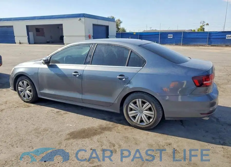 3VW2B7AJ8HM404852# 2