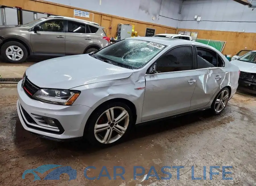 3VW4T7AJ8HM311822# 1