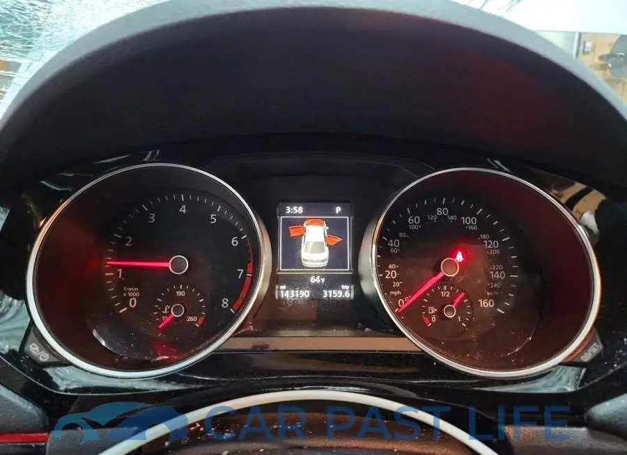 3VW4T7AJ8HM311822# 9