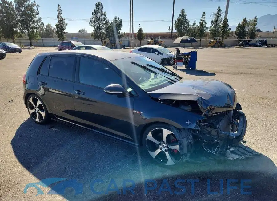 3VW5T7AU3HM010888# 4