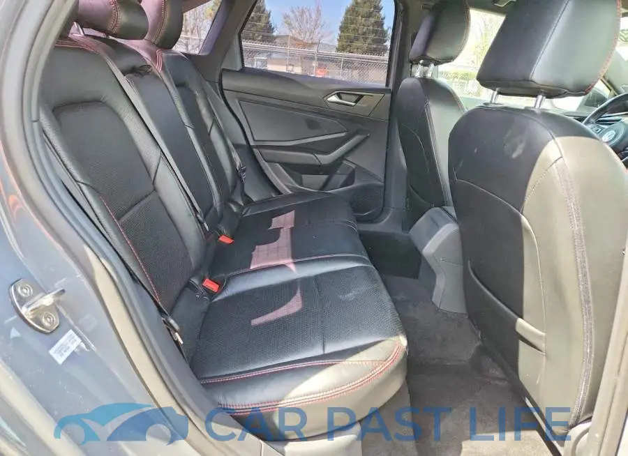 3VW5T7BU7KM172450# 10