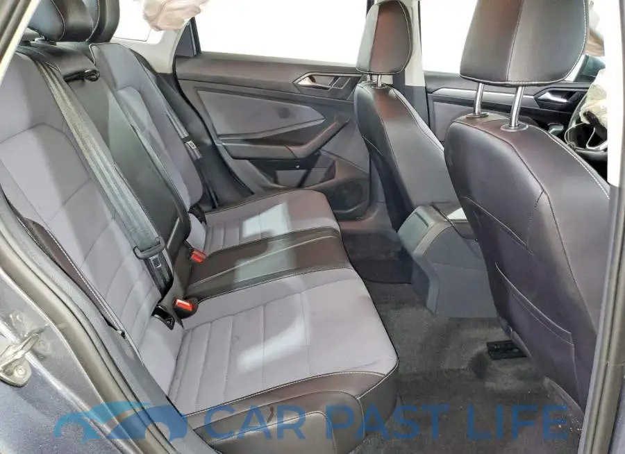 3VW7W7BU6TM029930# 10