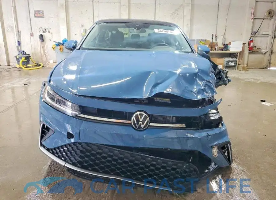 3VW7X7BU5SM066396# 5