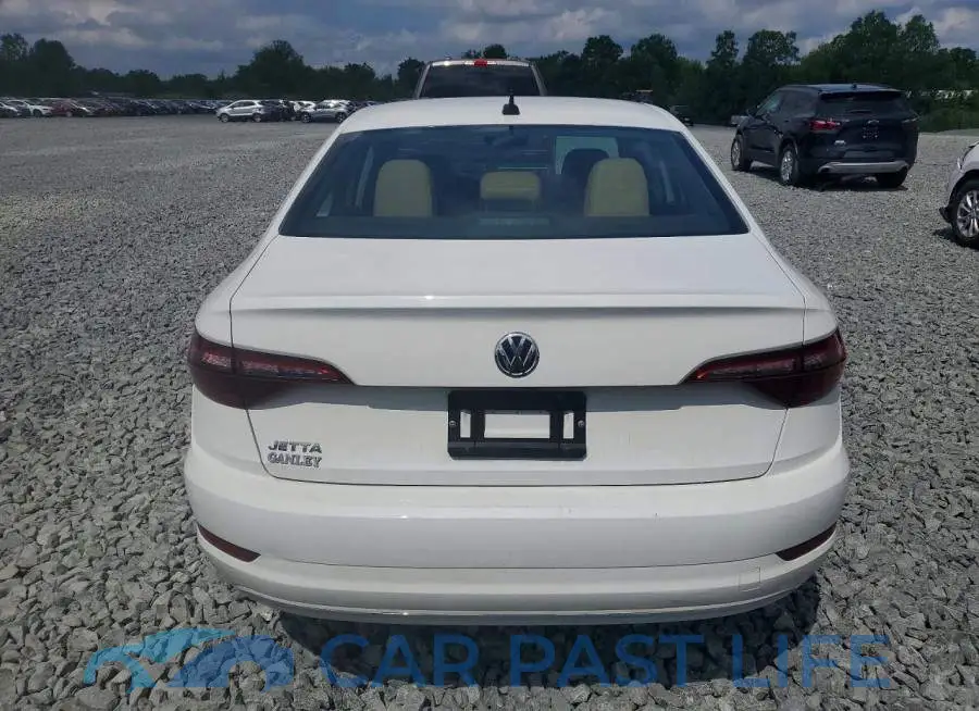 3VWCB7BU8LM070537# 6