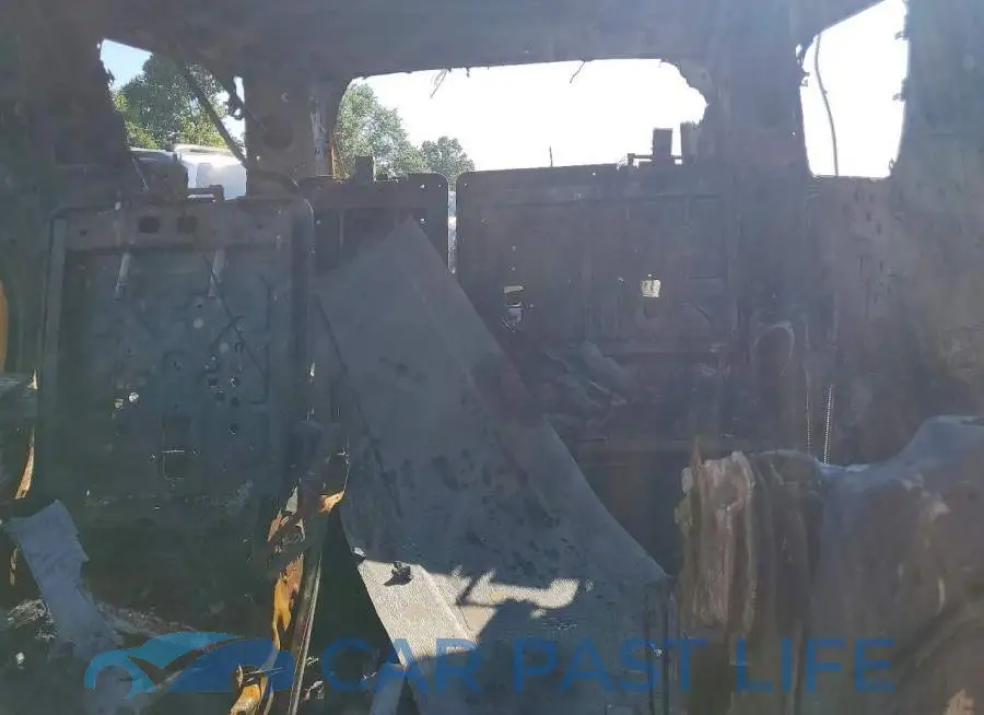 1GKS2DKL4NR347906# 10