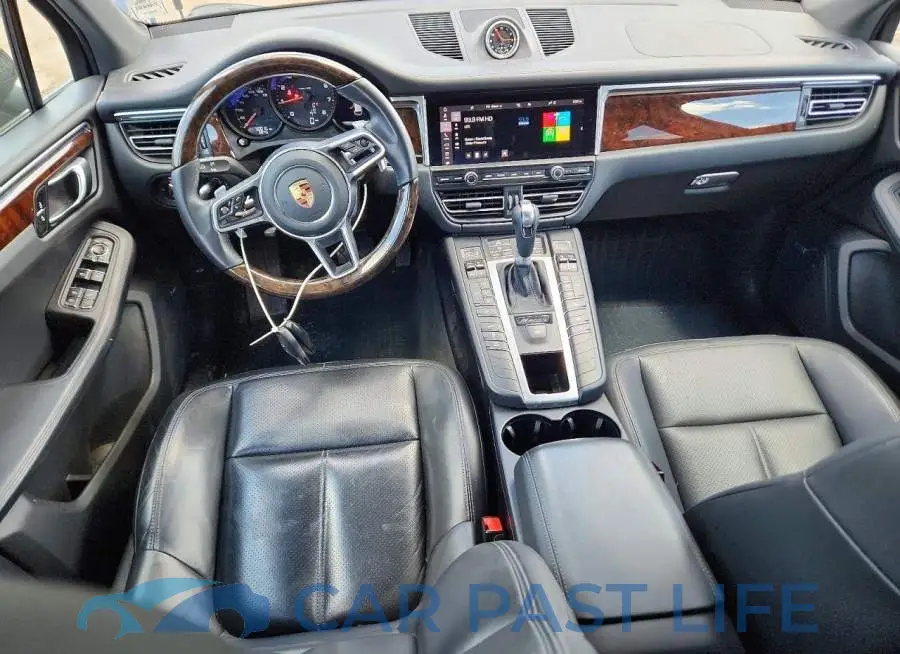 WP1AA2A51MLB16981# 8