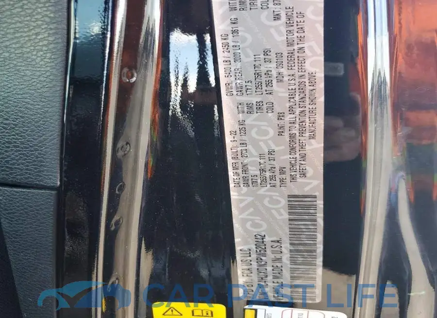 1C4HJXDN3PW520442# 13