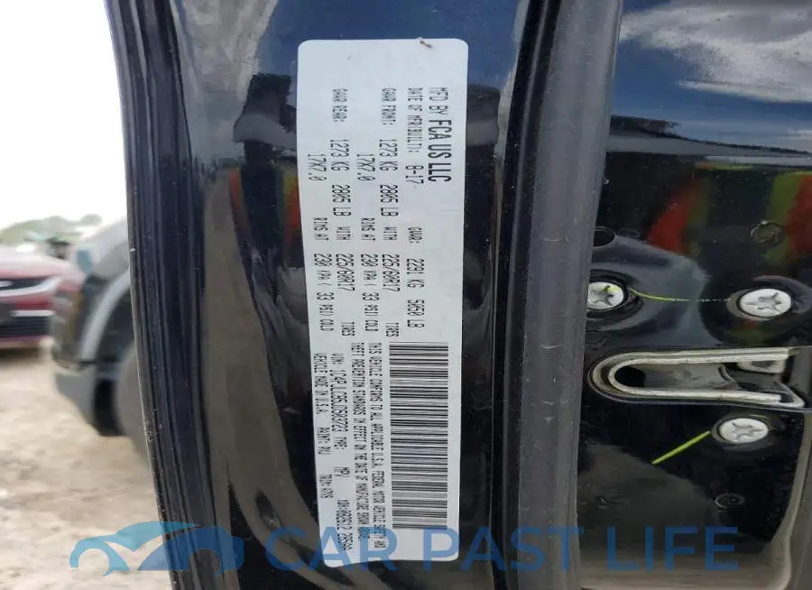 1C4PJLCB5JD503723# 13