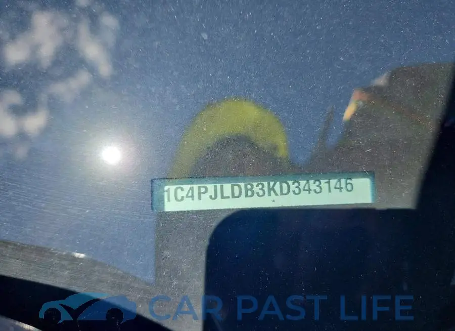 1C4PJLDB3KD343146# 12