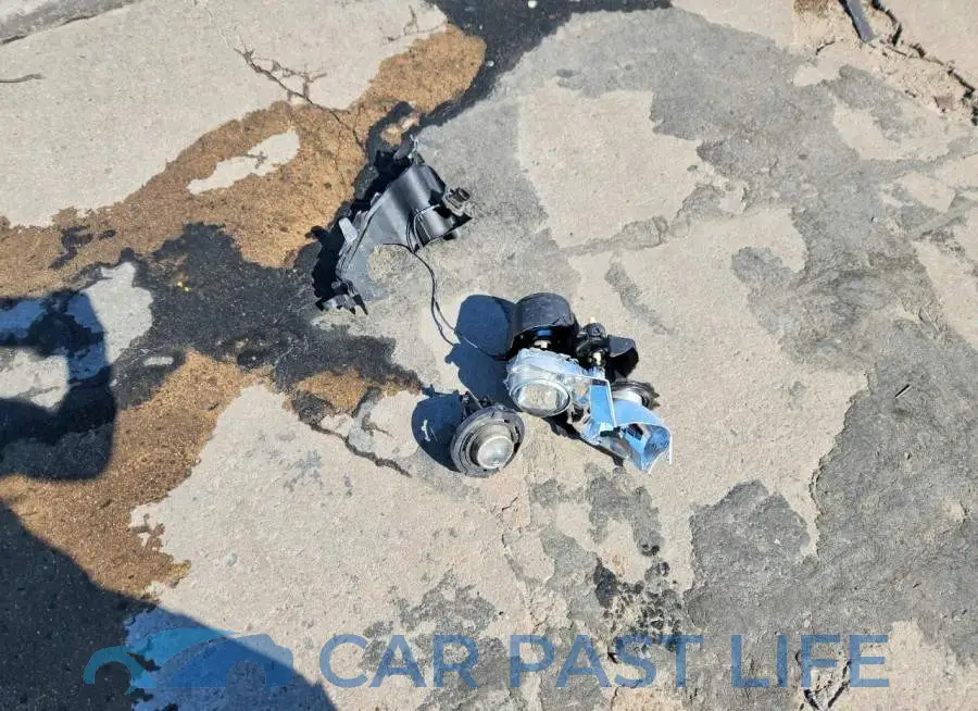 1C4RJFLG6JC441535# 13