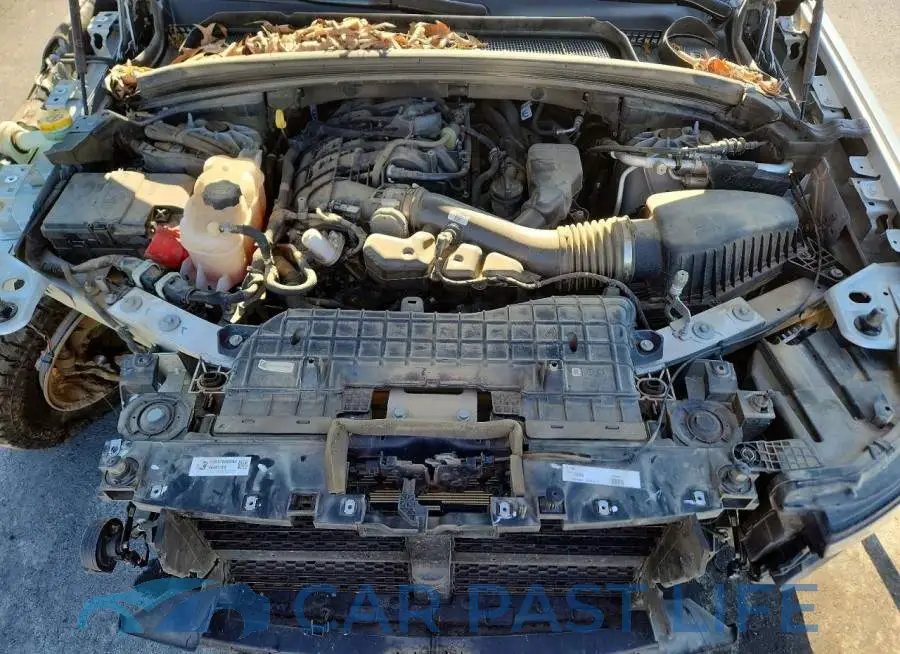 1C4RJJBGXP8879930# 12