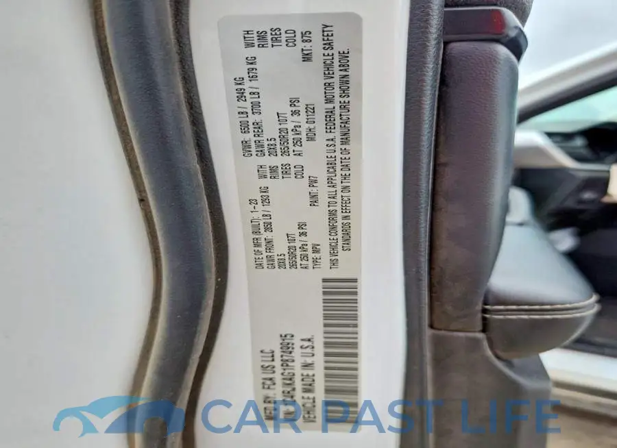 1C4RJKAG1P8749915# 13