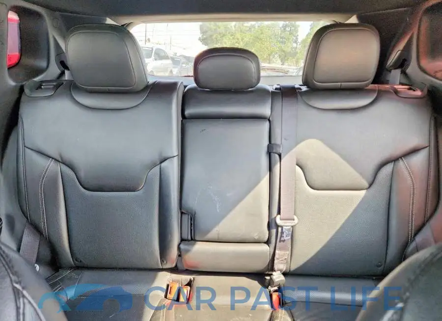 3C4NJCEB5MT564184# 10