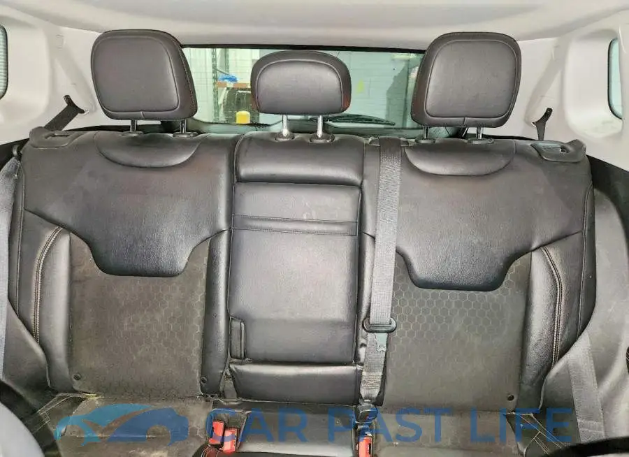 3C4NJDBB4JT112796# 10