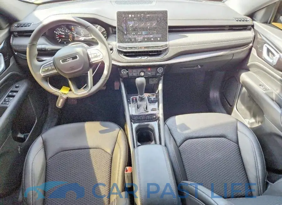 3C4NJDBN5RT602363# 8