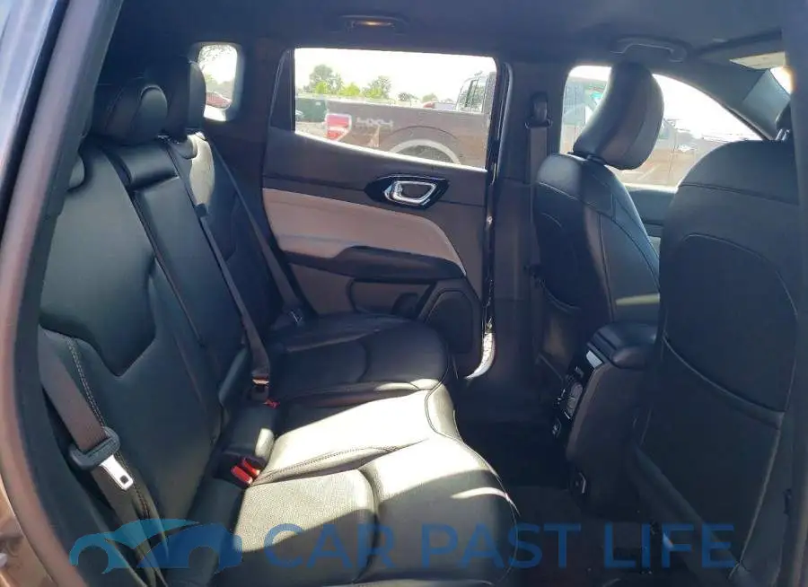 3C4NJDCN4PT516523# 10