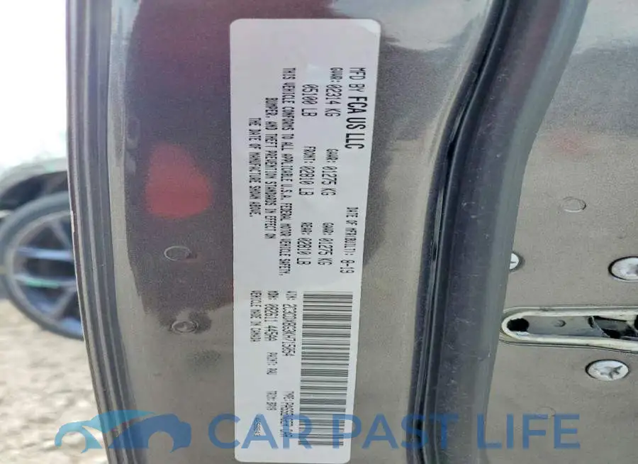 2C3CDXBG3KH715054# 14
