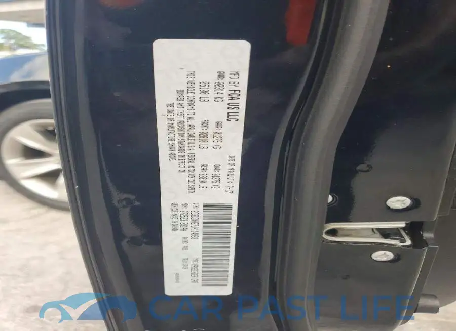 2C3CDXHG7JH114963# 12