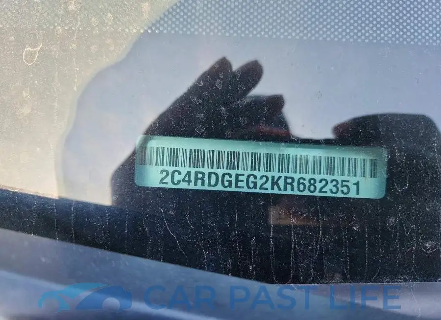 2C4RDGEG2KR682351# 13
