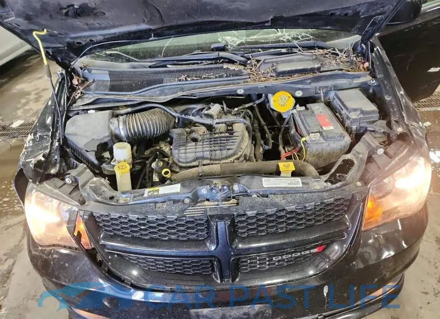 2C4RDGEG9JR221727# 12