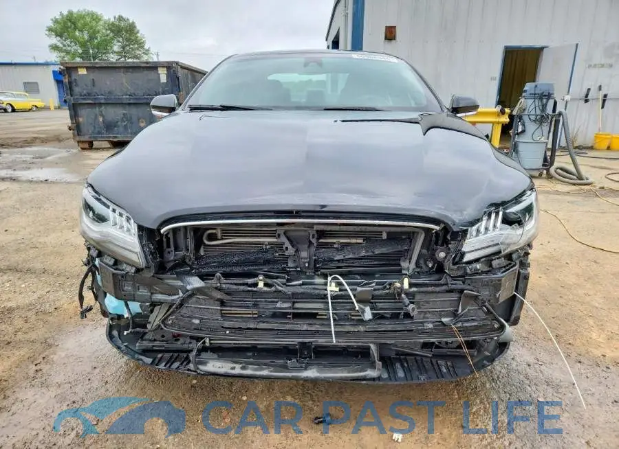 3LN6L5E9XKR604143# 5