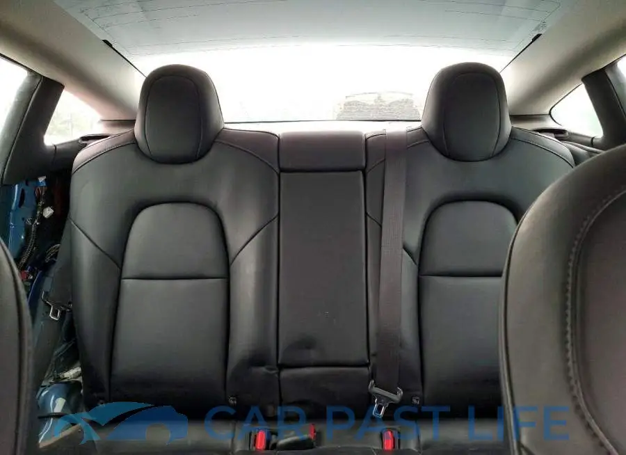 5YJ3E1EB1MF012938# 10
