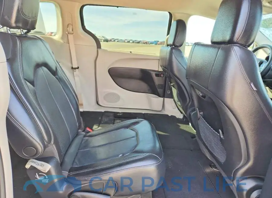 2C4RC1BG0NR142277# 11