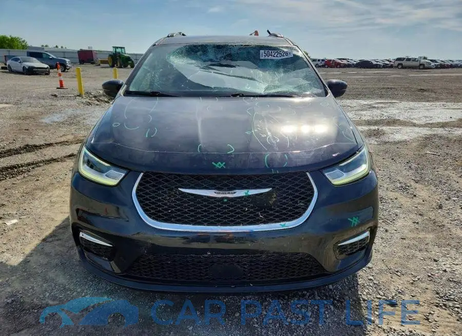 2C4RC1BG0NR142277# 5