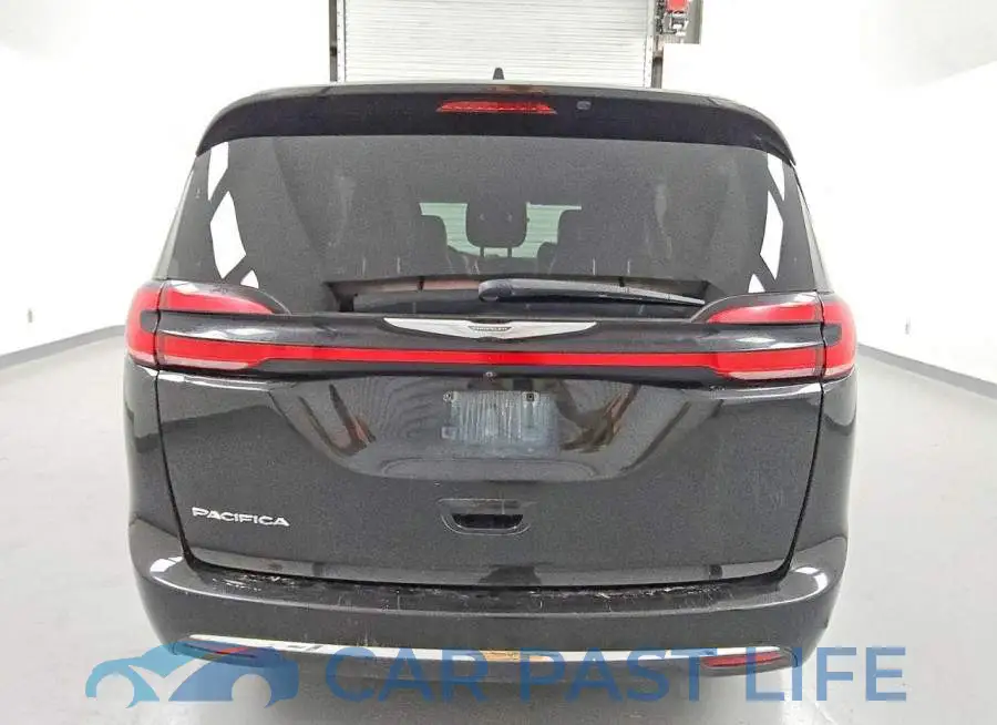 2C4RC1BG1NR171092# 6