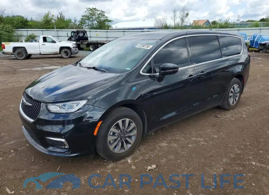 2C4RC1L73NR155975# 1