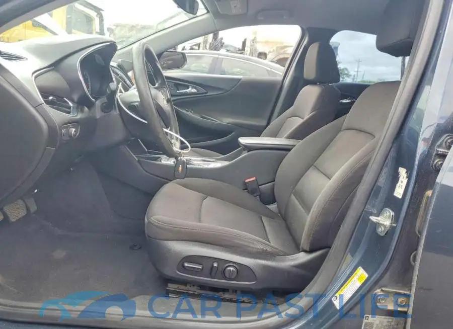 1G1ZD5ST1KF136887# 7