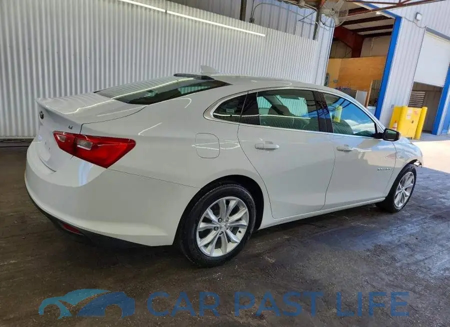 1G1ZD5ST2PF169517# 3
