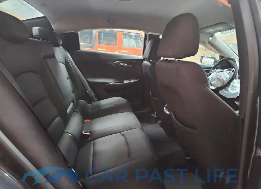 1G1ZJ5SU9HF179870# 10